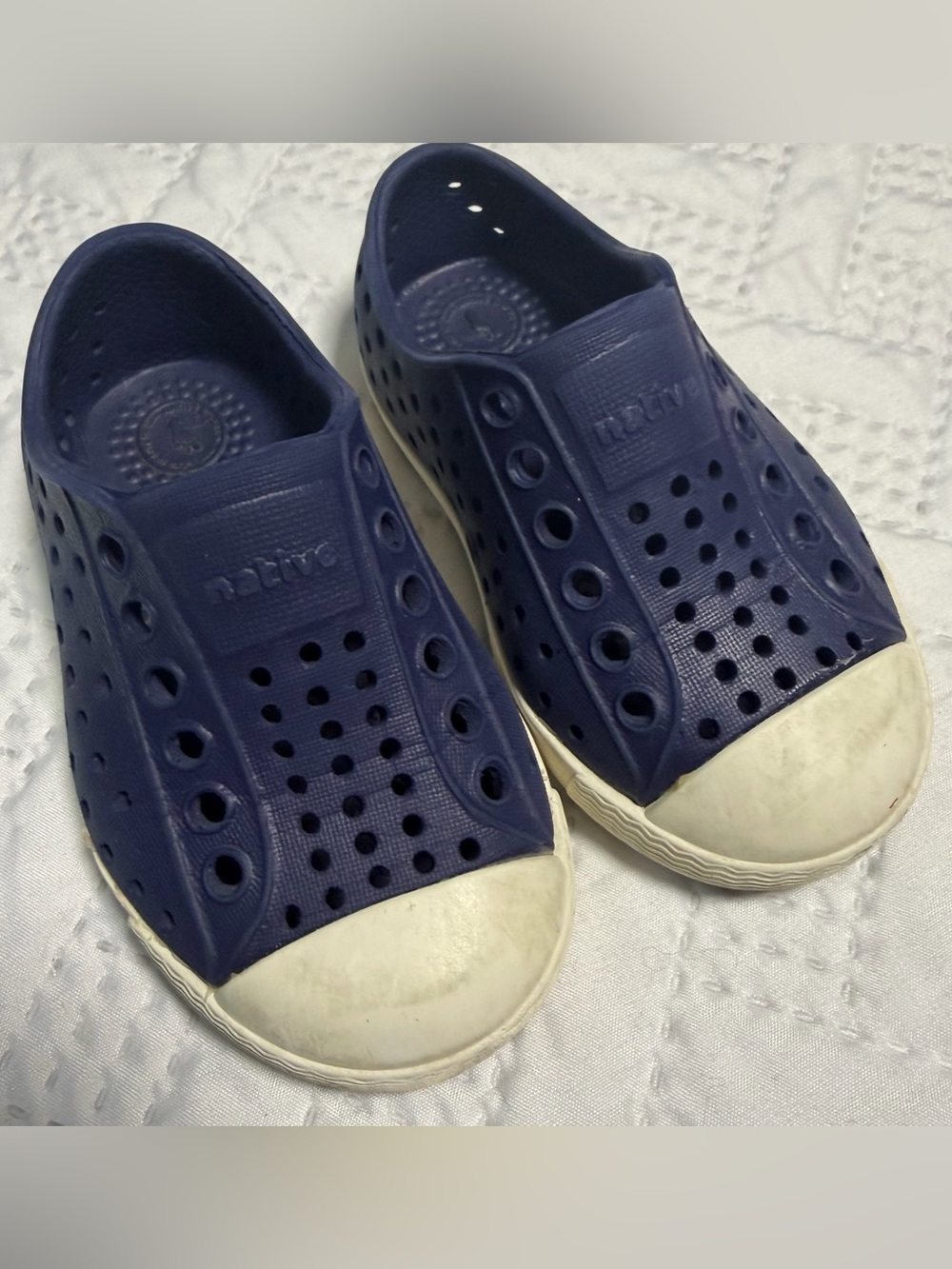 Native Jefferson Slip-On Toddler 5C Slip On Shoes Navy Blue White